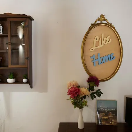 Apartment Likehome Viavecchie 1rooms 2prs Ferrara