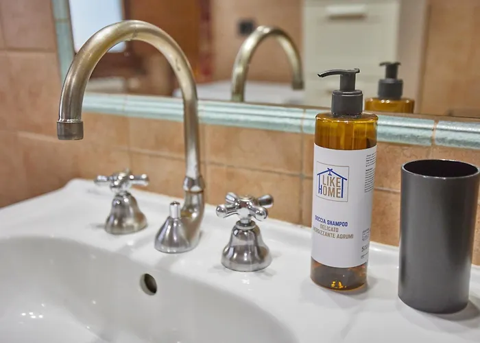 Apartment Likehome Viavecchie 1rooms 2prs Ferrara